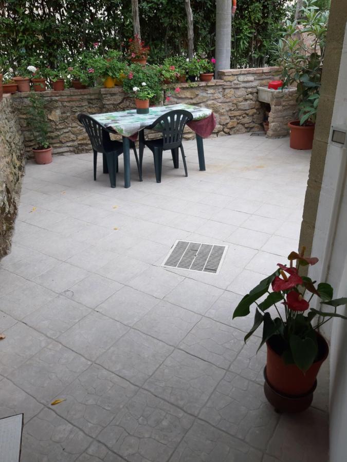 Hotel La Casa In Giardino Volterra Exterior foto